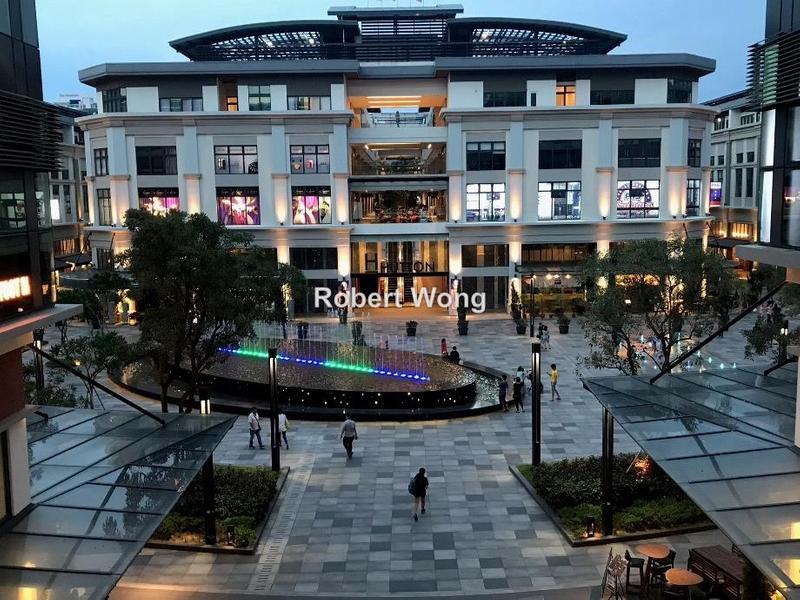 For Sale - Plaza Arkadia