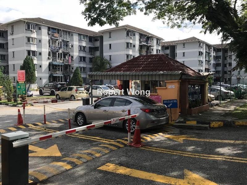 Apartment for Sale in Pinang 1B Gallery 1E by Robert Wong - iProperty.com.my
