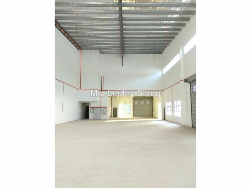 For Rent - Detached Factory at Pasir Gudang, BUA:13K sqft & LS: 25 sqft for Sale: RM318 psf & Rent:RM1.10 psf