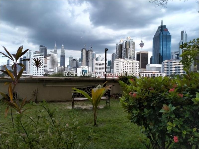Condominium for Sale in Villa Puteri by Louis TT - KLCC KL Tower sky scraper  - iProperty.com.my