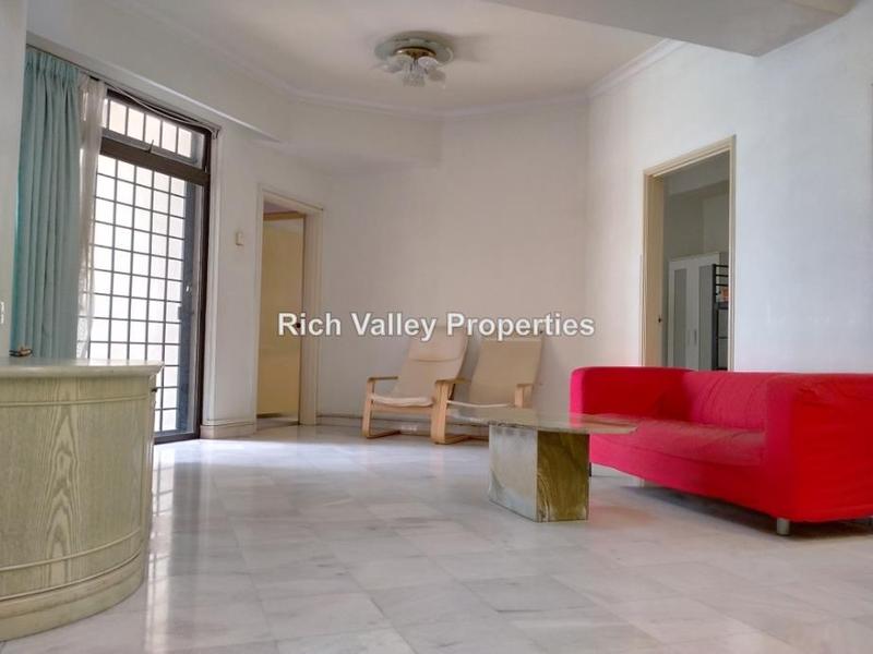Condominium for Sale in Villa Puteri by Louis TT - Large living area - iProperty.com.my