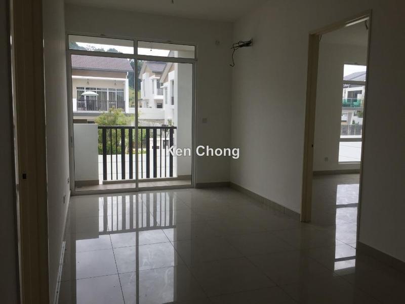 Rumah Berkembar untuk Dijual di Rawang M residence, Rawang oleh Ken Chong - iProperty.com.my