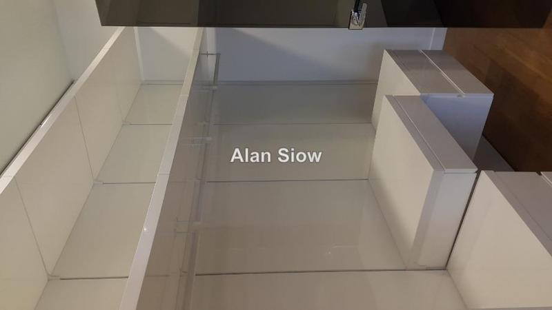 Service Residence for Sale in The Face Suites (Platinum Suites) by Alan Siow - iProperty.com.my