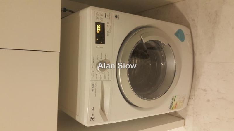 Service Residence for Sale in The Face Suites (Platinum Suites) by Alan Siow - iProperty.com.my