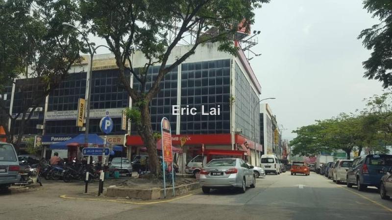 Shop / Office untuk Dijual di Taman Melawati, Ulu Kelang oleh Eric Lai - iProperty.com.my