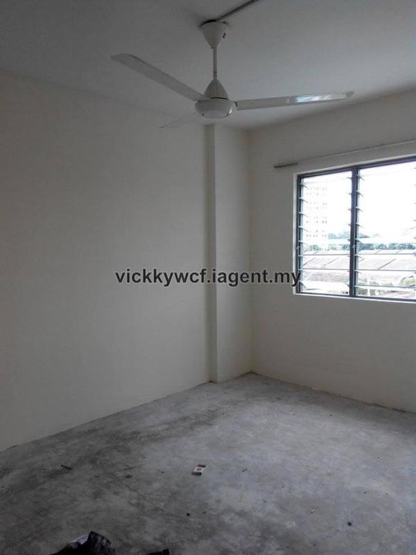 Flat for Rent in Pandan Ria (Block D) by Vickky Wong - iProperty.com.my