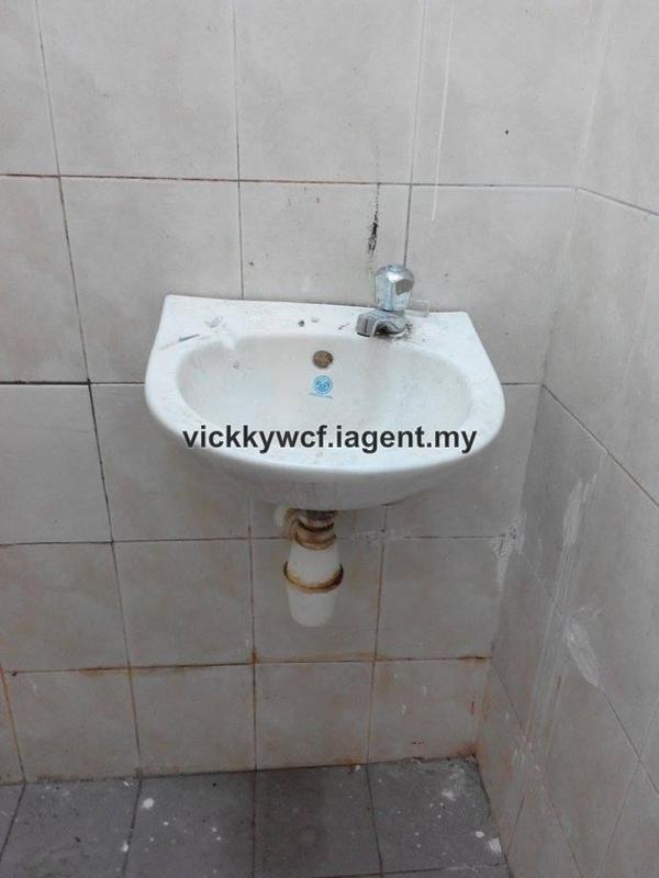 Flat for Rent in Pandan Ria (Block D) by Vickky Wong - iProperty.com.my