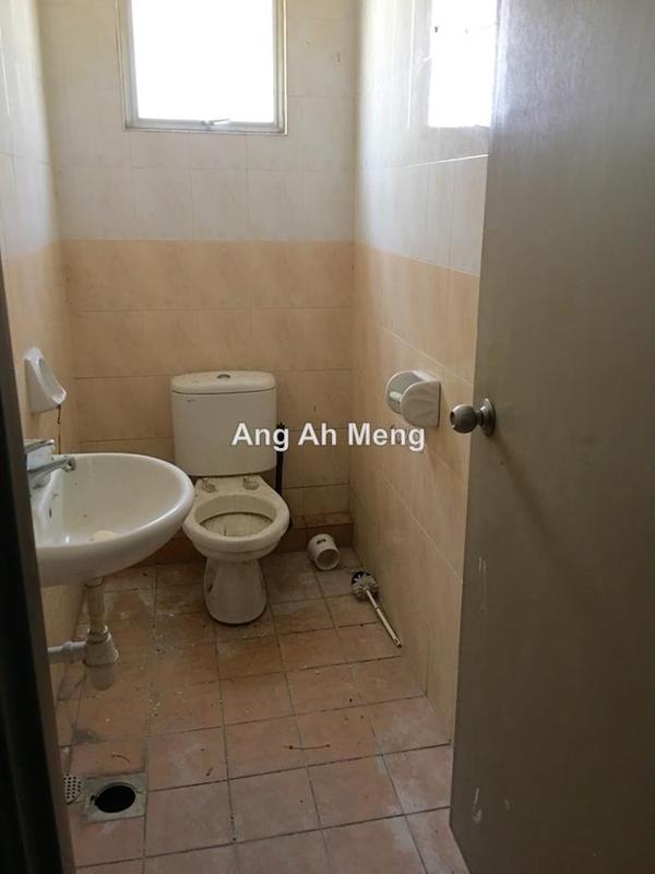 Shop / Office untuk Disewa di Taman Perindustrian UEP, Subang Jaya oleh Ang Ah Meng - iProperty.com.my