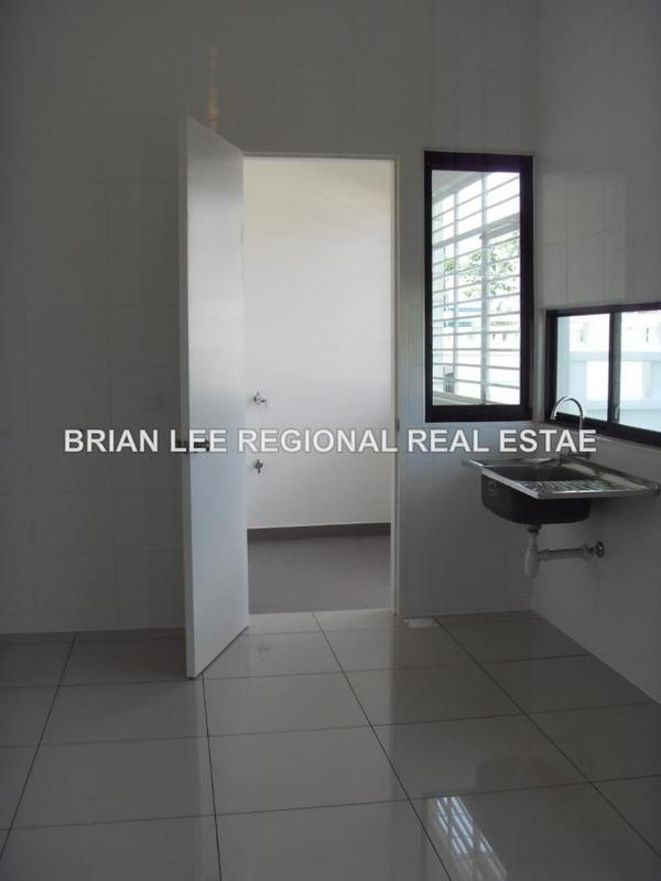 Rumah Berangkai 2 Tingkat untuk Dijual di Eco Majestic CRADLETON Size 42 x 75, Semenyih oleh Celestine Chong - iProperty.com.my