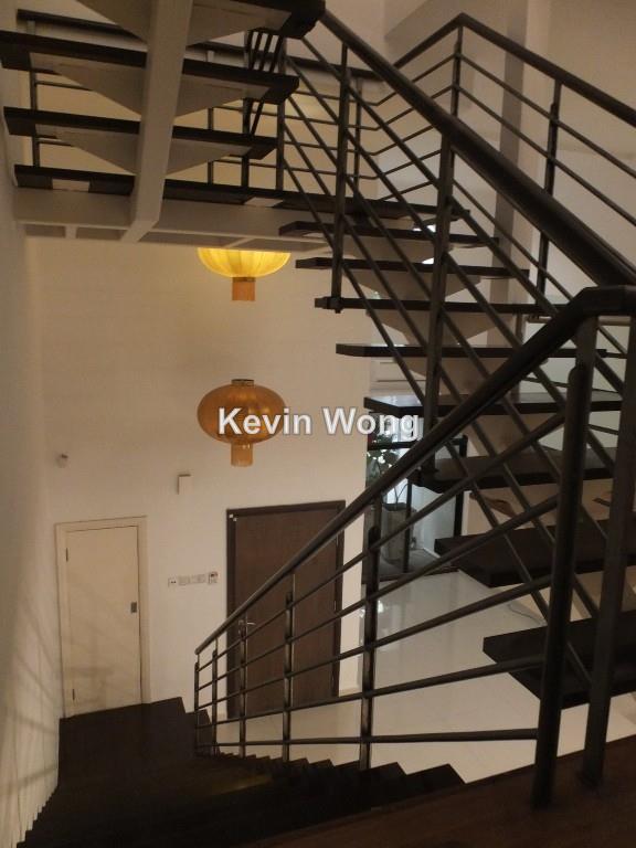 Rumah Berangkai 3 Tingkat untuk Dijual di Meadow Lake Fields, Sungai Besi oleh Kevin Wong - iProperty.com.my
