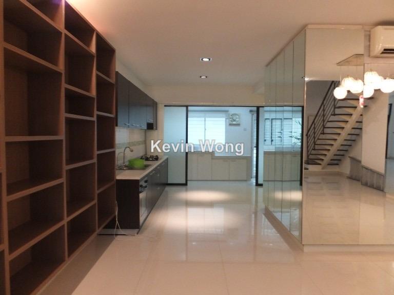 Rumah Berangkai 3 Tingkat untuk Dijual di Meadow Lake Fields, Sungai Besi oleh Kevin Wong - iProperty.com.my