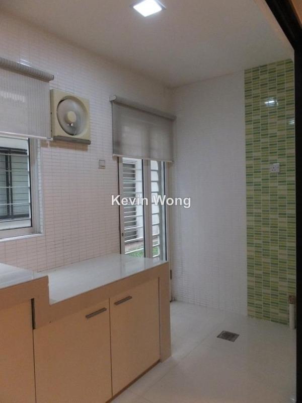 Rumah Berangkai 3 Tingkat untuk Dijual di Meadow Lake Fields, Sungai Besi oleh Kevin Wong - iProperty.com.my