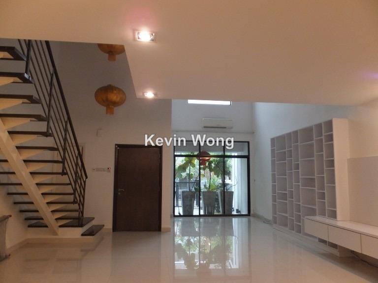 Rumah Berangkai 3 Tingkat untuk Dijual di Meadow Lake Fields, Sungai Besi oleh Kevin Wong - iProperty.com.my