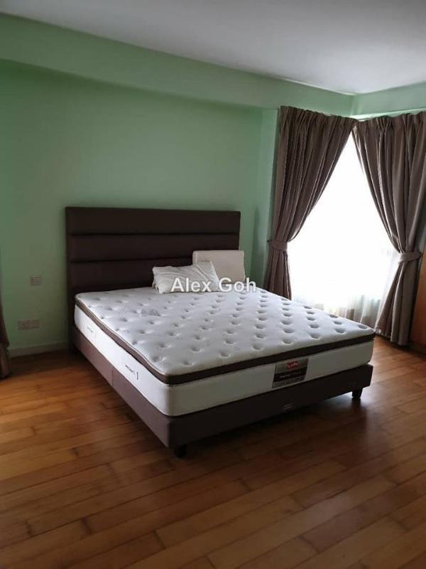 For Sale - 2 Hampshire