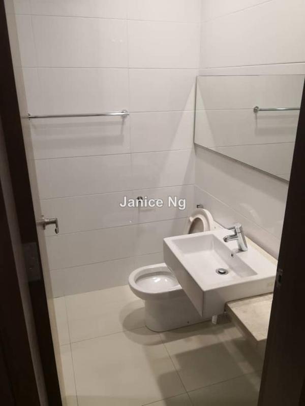 Rumah Teres untuk Dijual di Valencia, Sungai Buloh oleh Janice Ng - iProperty.com.my