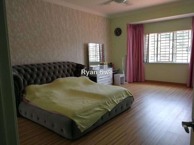 Rumah Teres 2-Tingkat untuk Dijual di Taman Bukit Serdang BS6, Seri Kembangan oleh Ryan Swe - iProperty.com.my