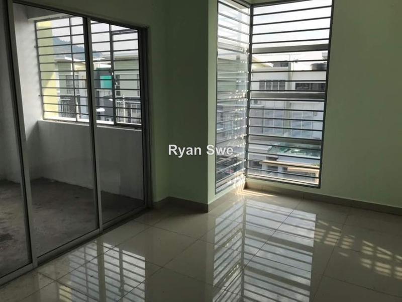 Rumah Teres 3-Tingkat untuk Dijual di Taman Seri Putra 3, Sungai Buloh oleh Ryan Swe - iProperty.com.my