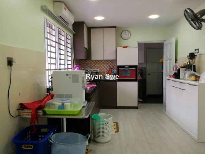 Rumah Teres 2-Tingkat untuk Dijual di Taman Bukit Serdang BS6, Seri Kembangan oleh Ryan Swe - iProperty.com.my