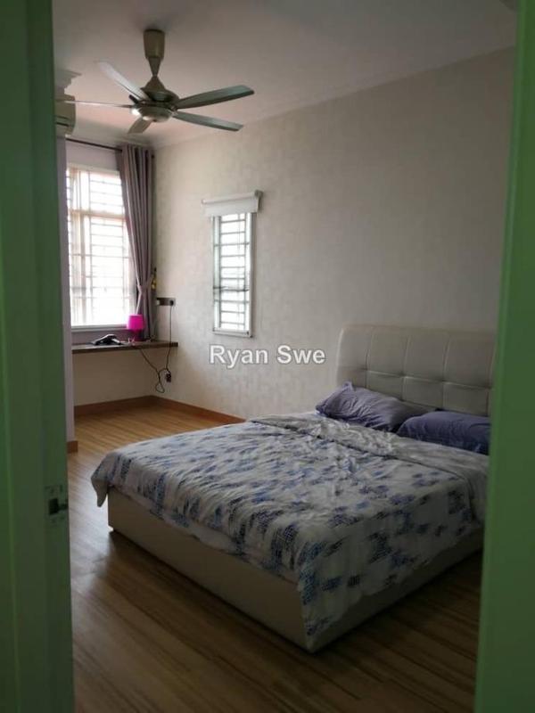 Rumah Teres 2-Tingkat untuk Dijual di Taman Bukit Serdang BS6, Seri Kembangan oleh Ryan Swe - iProperty.com.my