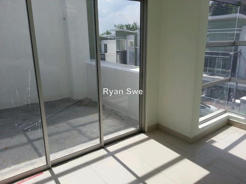Rumah Teres 3-Tingkat untuk Dijual di Taman Seri Putra 3, Sungai Buloh oleh Ryan Swe - iProperty.com.my