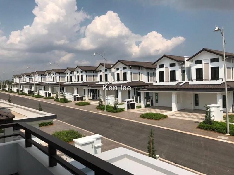 Cluster House for Sale in Eco Majestic@Tenderfields 32x70, Semenyih by Ken Lee - iProperty.com.my