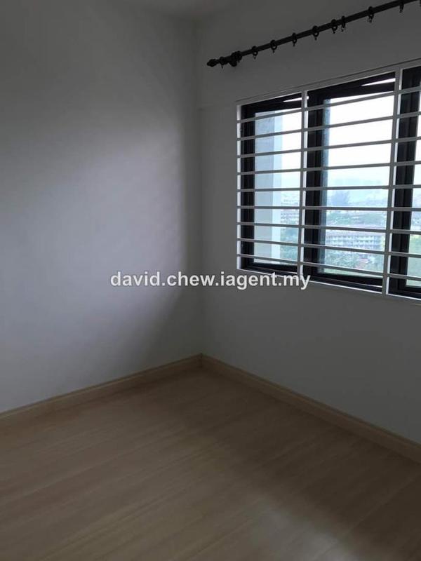 Kediaman Servis untuk Dijual di Hedgeford 10 Residences oleh David Chew - iProperty.com.my