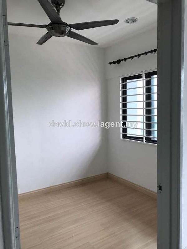 Kediaman Servis untuk Dijual di Hedgeford 10 Residences oleh David Chew - iProperty.com.my