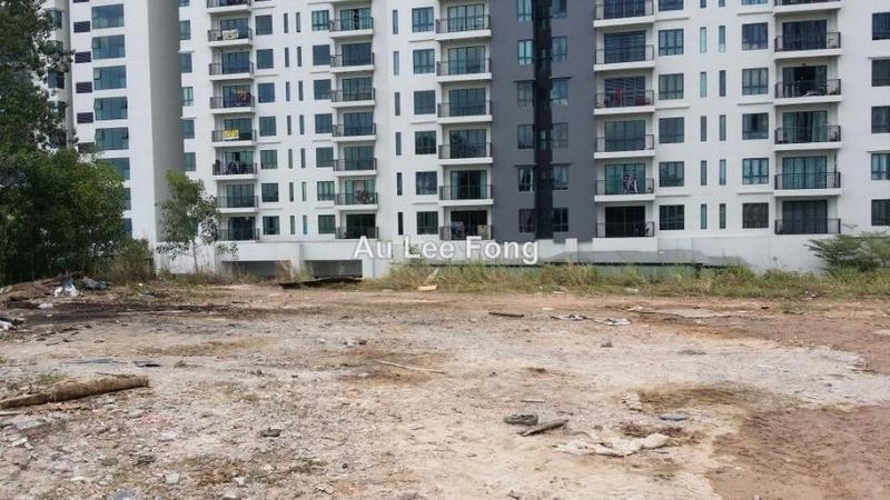 For Sale - Freehold 1 acre (residential zone) Puchong jaya