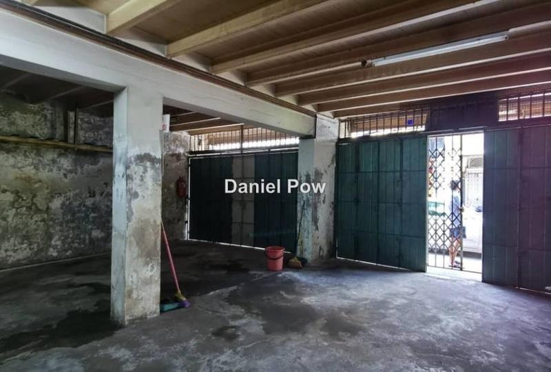 Shop for Sale in Kampung Pantai, Melaka City by Daniel Pow - iProperty.com.my