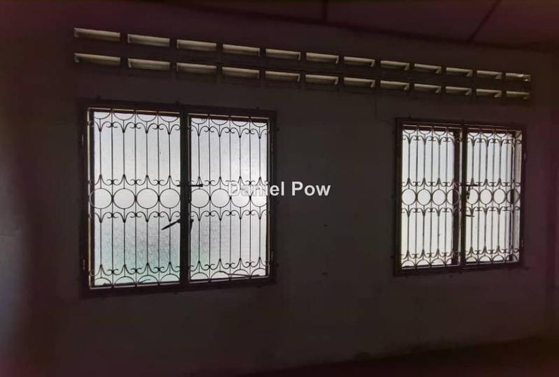 Shop for Sale in Kampung Pantai, Melaka City by Daniel Pow - iProperty.com.my