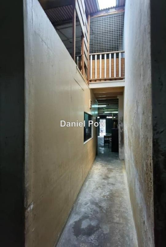 Shop for Sale in Kampung Pantai, Melaka City by Daniel Pow - iProperty.com.my