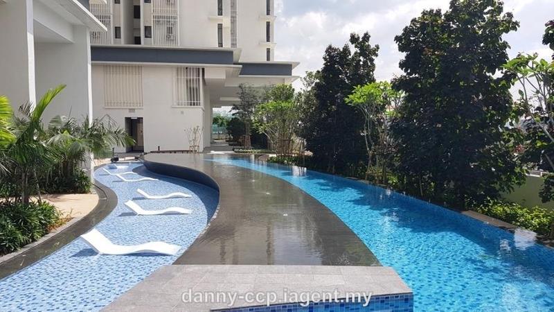 Kediaman Servis untuk Dijual di The Park Sky Residence oleh Danny Chan - iProperty.com.my