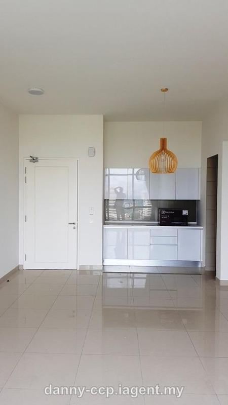 Kediaman Servis untuk Dijual di The Park Sky Residence oleh Danny Chan - iProperty.com.my