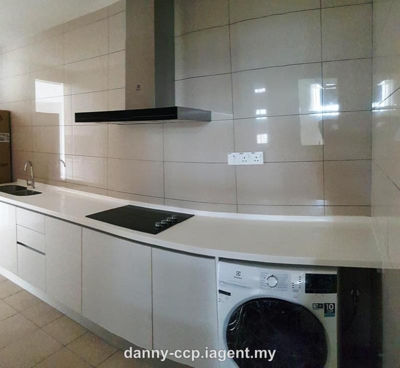 Kediaman Servis untuk Dijual di The Park Sky Residence oleh Danny Chan - iProperty.com.my