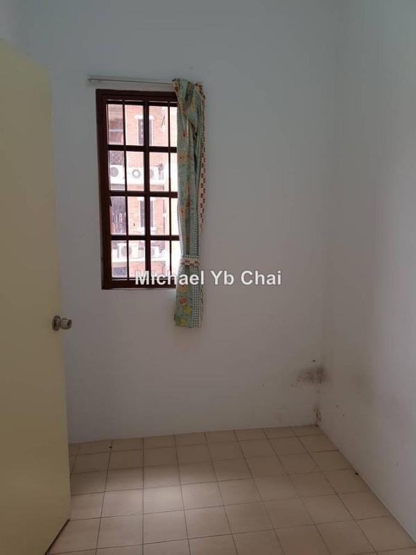 Kondominium untuk Dijual di Putra Indah Condominium oleh Michael Yb Chai - iProperty.com.my