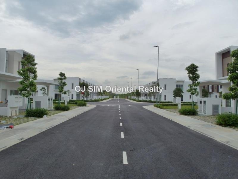 Rumah Berangkai 2 Tingkat untuk Dijual di Casa Green, Dengkil oleh Oj Sim - iProperty.com.my