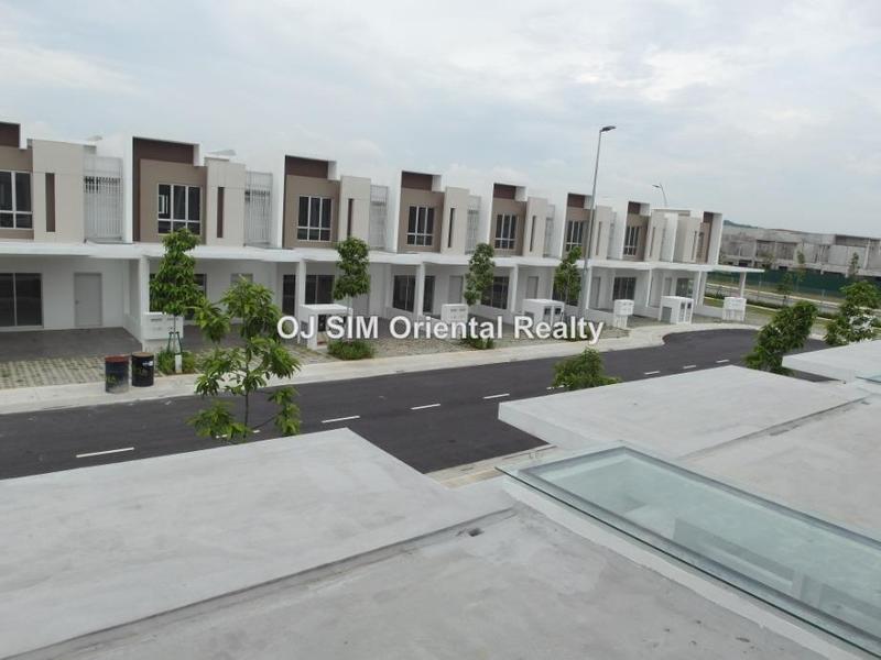 Rumah Berangkai 2 Tingkat untuk Dijual di Casa Green, Dengkil oleh Oj Sim - iProperty.com.my