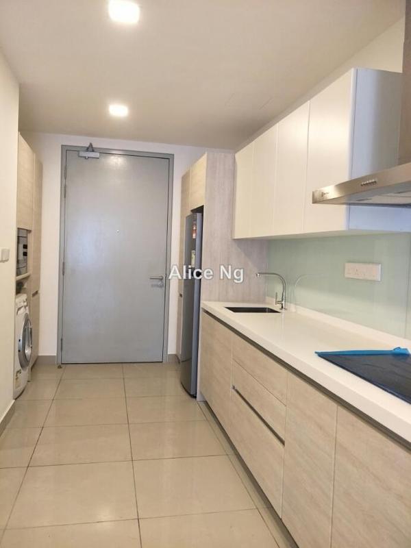 For Sale - Paramount Utropolis