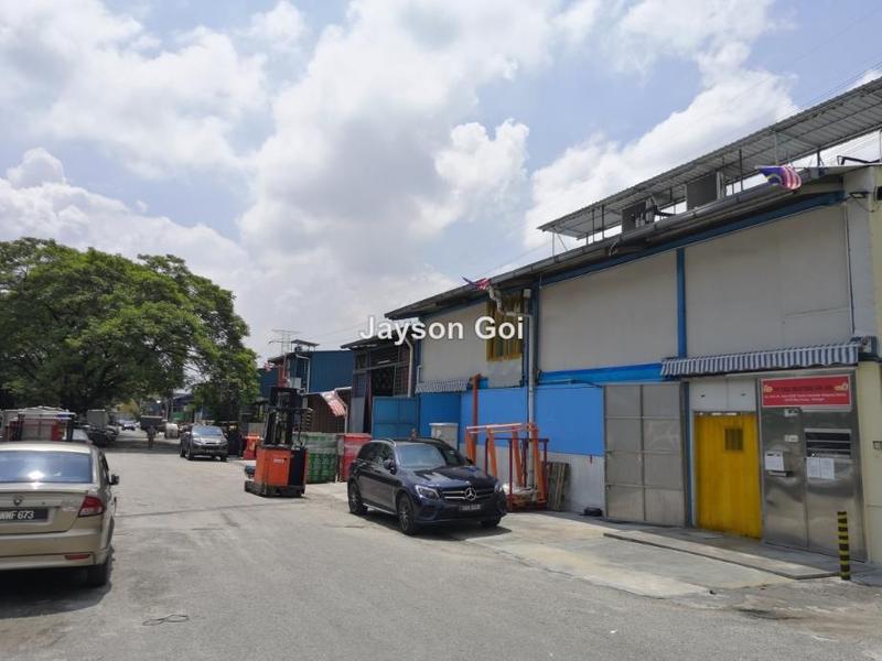 For Rent - 1.5 sty and 2 sty factory