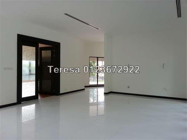 Bungalow House for Sale in Seri Kembangan, Selangor by Teresa Law - iProperty.com.my