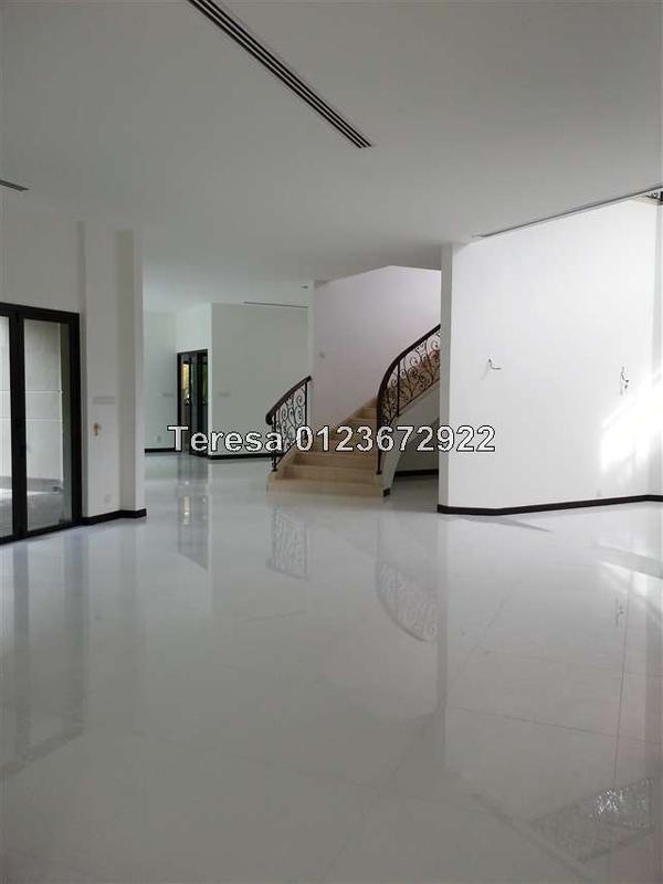 Bungalow House for Sale in Seri Kembangan, Selangor by Teresa Law - iProperty.com.my