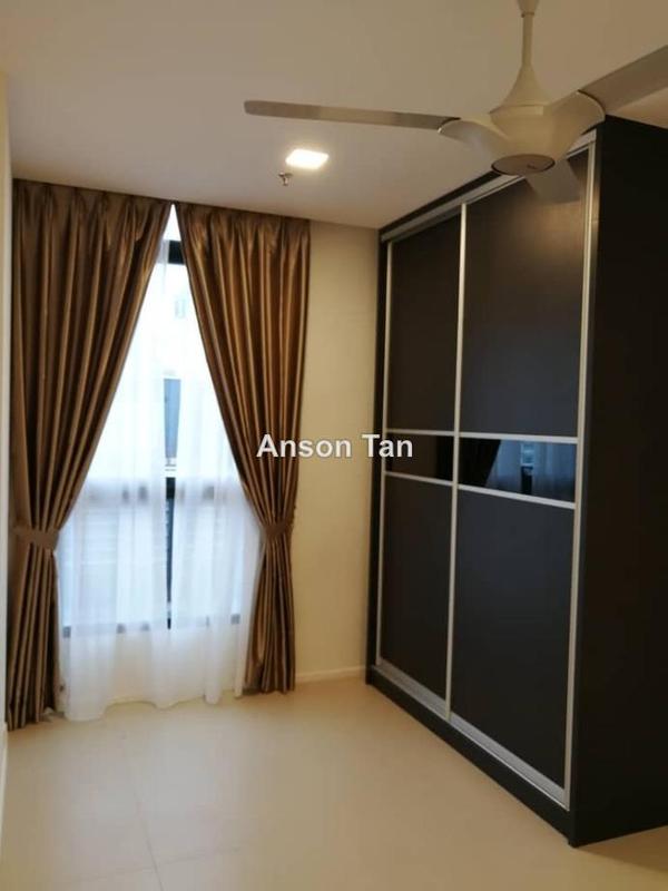 For Rent - Arcoris SOHO