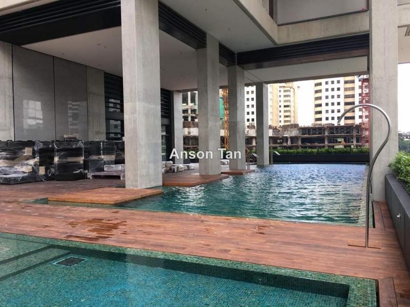 For Rent - Arcoris SOHO