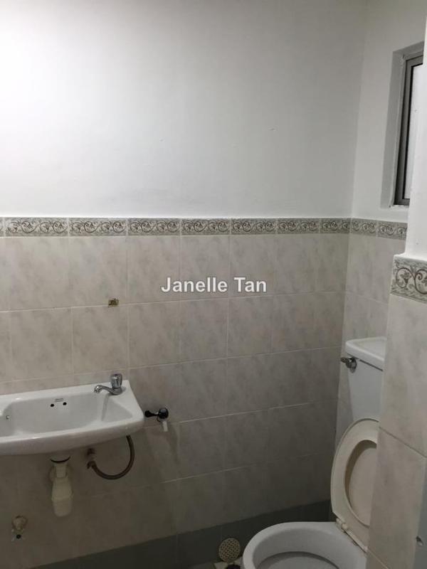 Kediaman Servis untuk Dijual di Serviced Residence @ Pelangi Damansara Sentral oleh Janelle Tan - iProperty.com.my