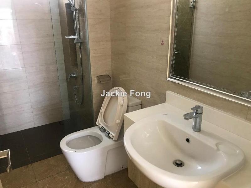 Banglo untuk Dijual di The Effingham, Bandar Utama oleh Jackie Fong - iProperty.com.my