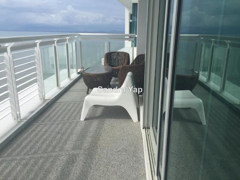 For Rent - Gurney Paragon