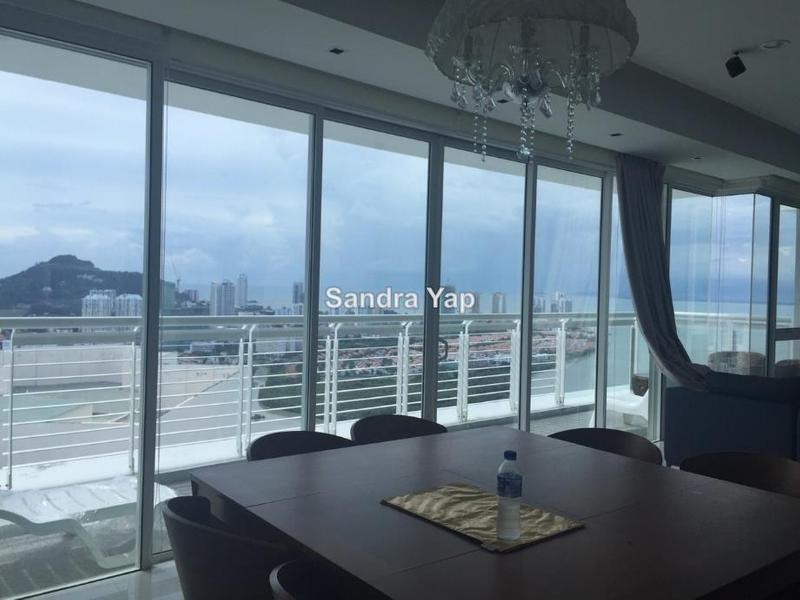 For Rent - Gurney Paragon