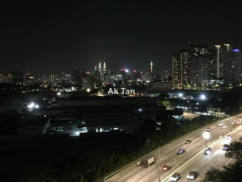 Service Residence for Sale in Flexus Signature by Daren Tan - iProperty.com.my