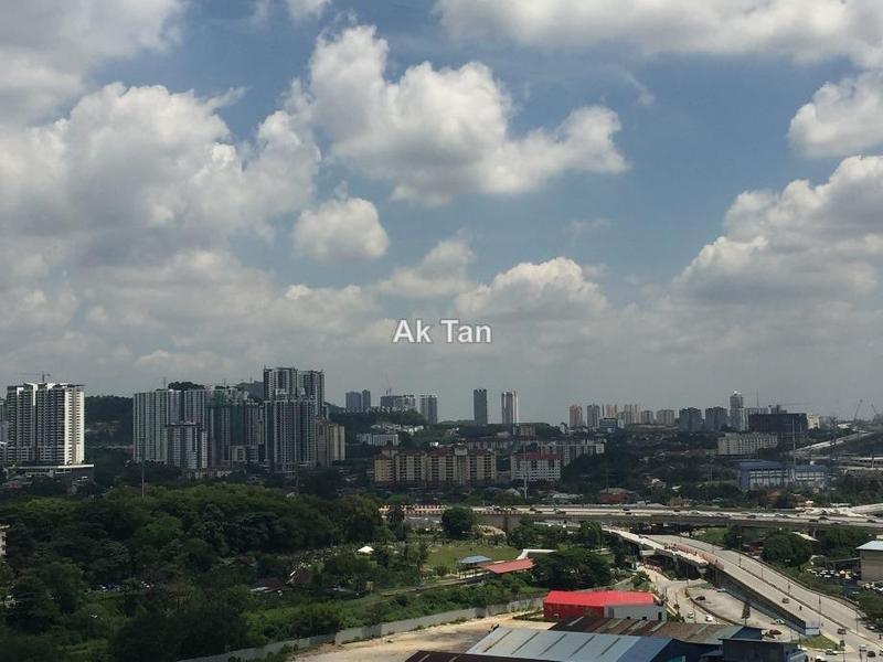 Service Residence for Sale in Flexus Signature by Daren Tan - iProperty.com.my
