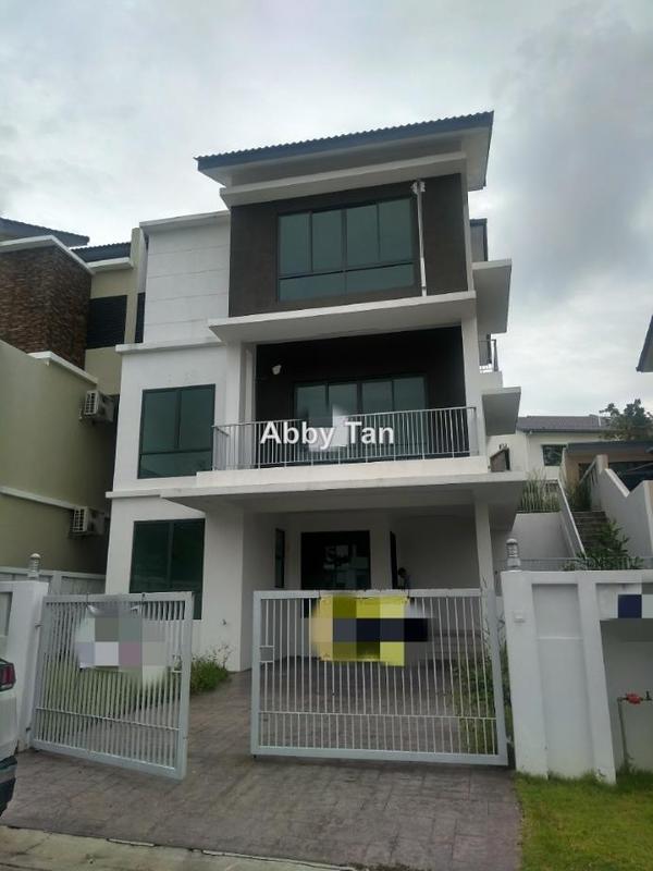 Semi-Detached House untuk Dijual di Safiya / Serena , Seremban 2, Seremban oleh Abby Tan - iProperty.com.my